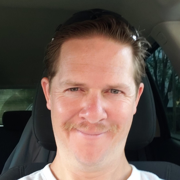 Meet your Posher, Chris - Picture 1 of 1